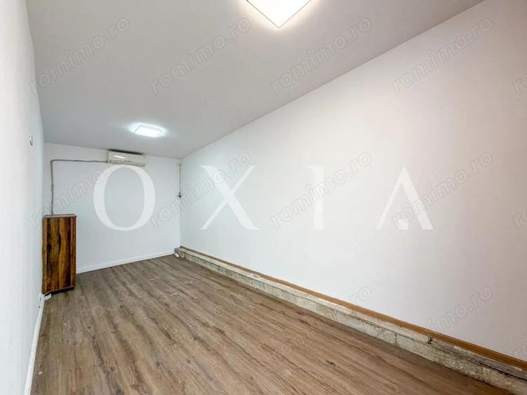 Apartament cu 5 camere decomandat în Complex Studențesc