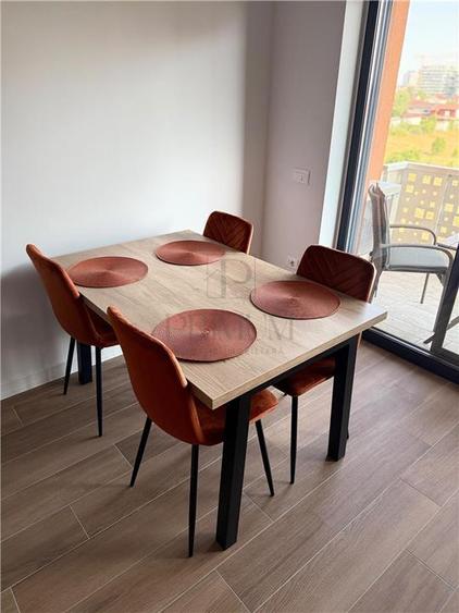 Apartament cu 2 camere decomandat în Torontalului
