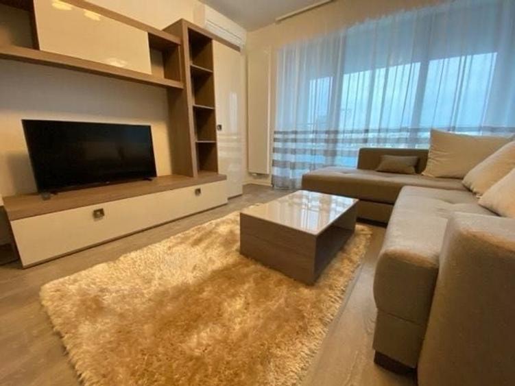 Apartament cu 2 camere decomandat în Pipera