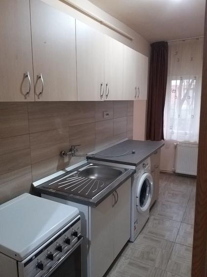 Apartament cu 2 camere decomandat în Sud-Est