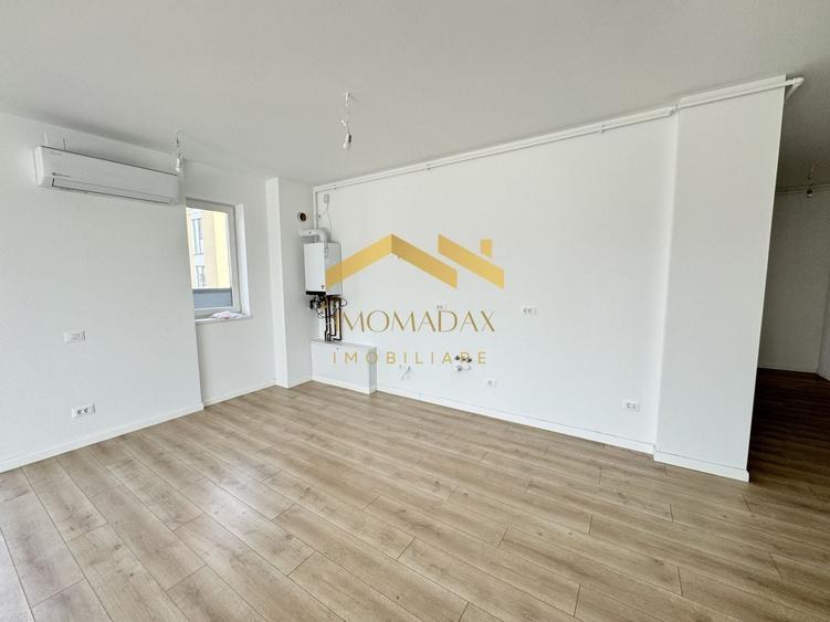 Penthouse cu 3 camere decomandat în Aradului