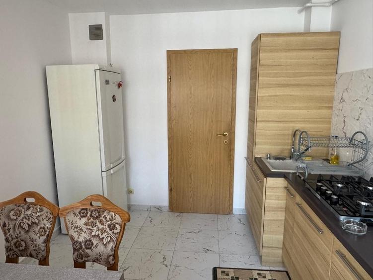 Apartament cu 2 camere decomandat, mobilat în Gării