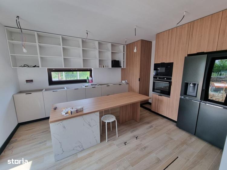 Casă cu 3 camere în Măgurele