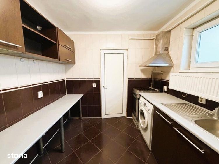 Apartament cu 3 camere decomandat în Nicolae Titulescu