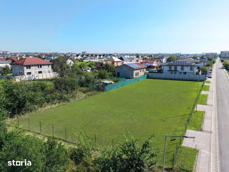 Teren de 1048 mp, în Central