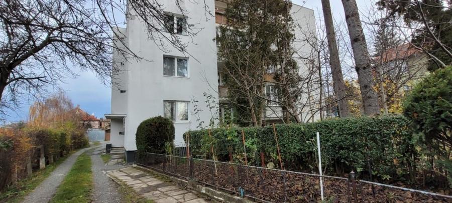 De vânzare apartament cu 2 camere pe str. Republicii - 10