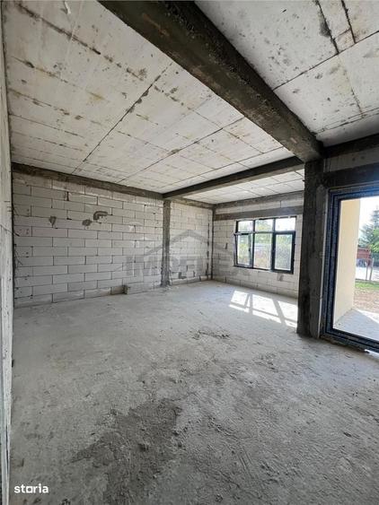 Casă cu 4 camere cu Teren 200 Mp în Central