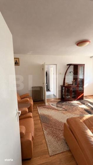 Apartament cu 2 camere semidecomandat în Siret