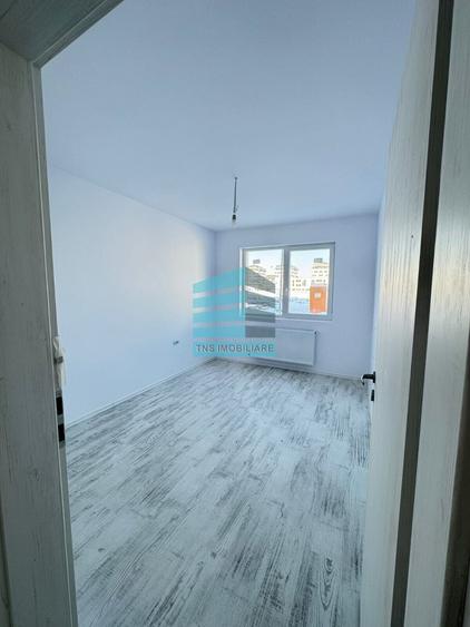 Apartament cu 4 camere în Titan
