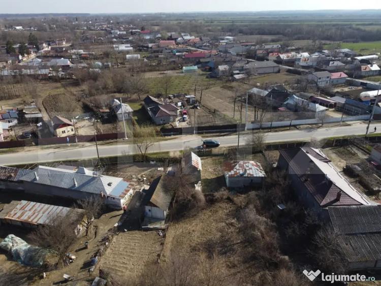 Casă cu 2 camere cu Teren 3800 Mp în Costești