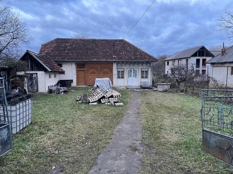 Casă cu 2 camere în Șomcuta Mare