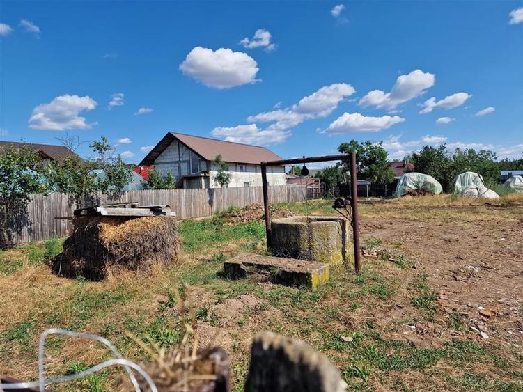 Teren Construcții intravilan de 1330 mp, în Slobozia