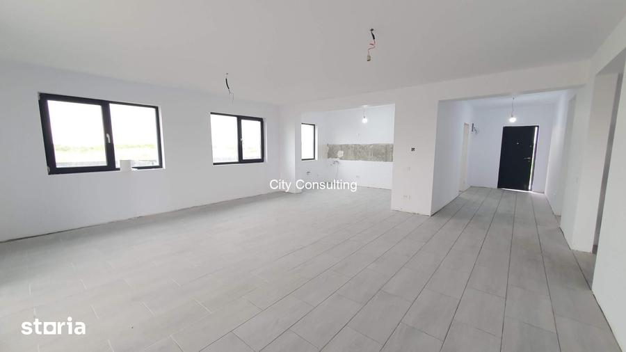 Casă cu 3 camere cu Teren 365 Mp în Crevedia