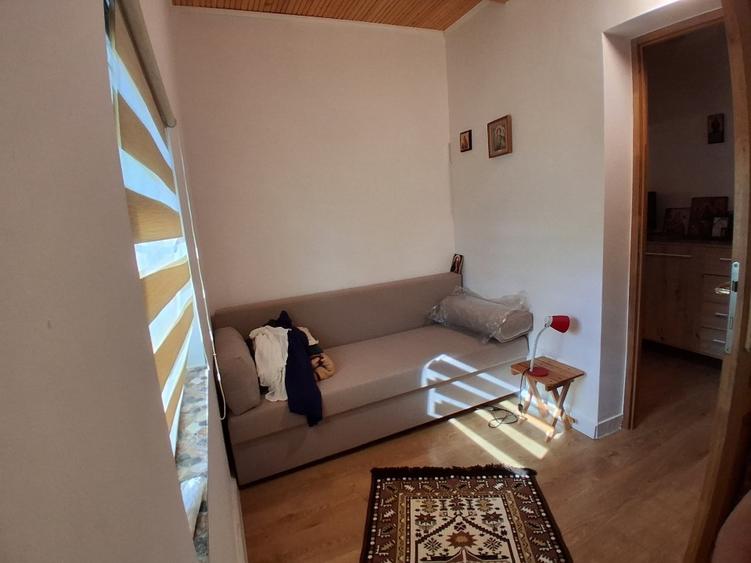 Vand casa generoasa in Tiganasi, Jud. Iasi - 3