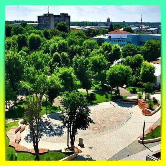 Apartament cu 4 camere decomandat în Ultracentral