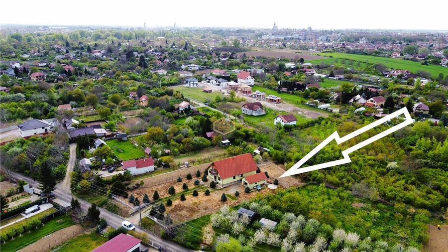 Teren Construcții intravilan de 1150 mp, în Bercu Roșu