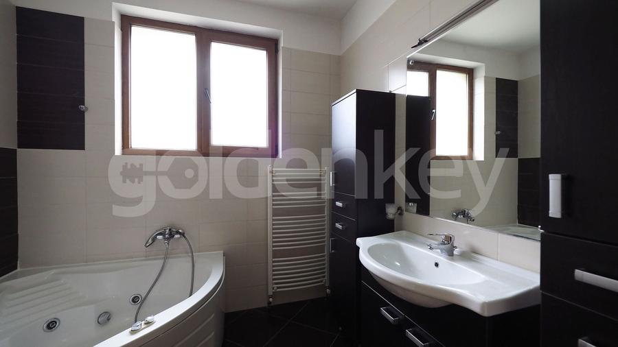 Apartament cu 4 camere decomandat, mobilat în Herăstrău