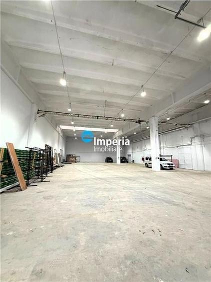 Spațiu industrial, de 700 mp, în Baza 3