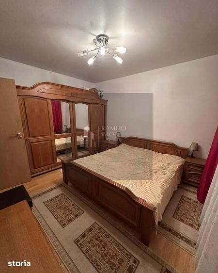 Apartament cu 4 camere decomandat în Titan
