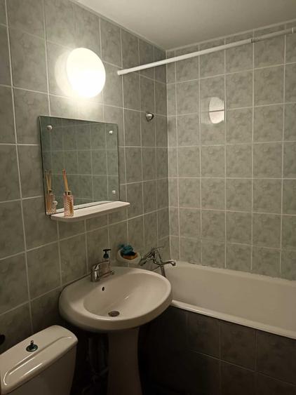 Apartament cu 3 camere decomandat în Păcurari