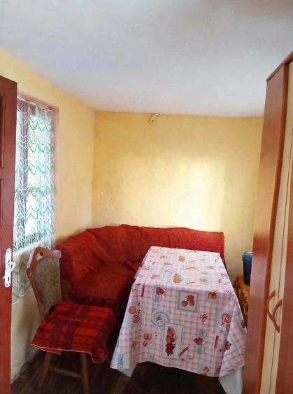 Casă cu 2 camere cu Teren 500 Mp în Central