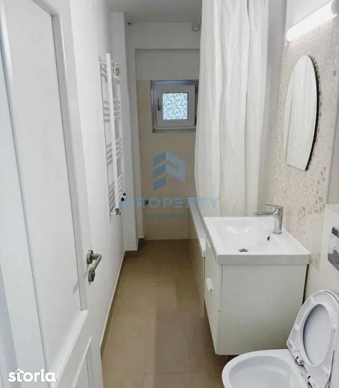 Apartament cu 3 camere, mobilat în Centrul Civic