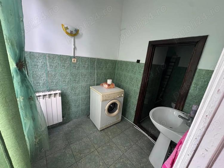 Casă cu Teren 360 Mp în Traian