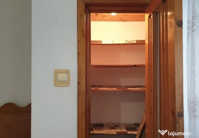 Apartament cu 3 camere decomandat în Obcini