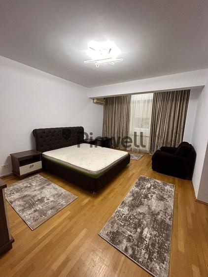 Apartament cu 4 camere decomandat, mobilat în Herăstrău