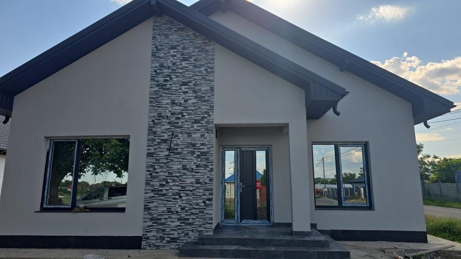 Casă cu 3 camere cu Teren 130 Mp în Vânători