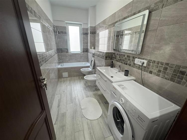 Spațiu comercial, de 45 mp, în Ultracentral