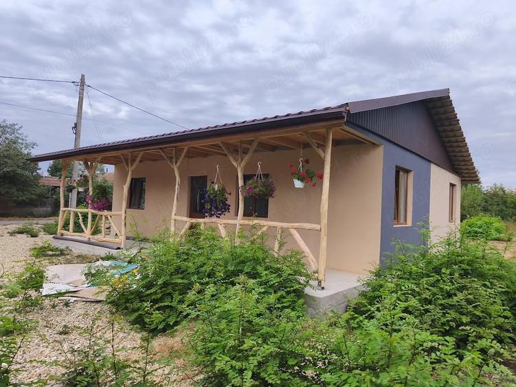 Casă cu Teren 340 Mp în Santăul Mare