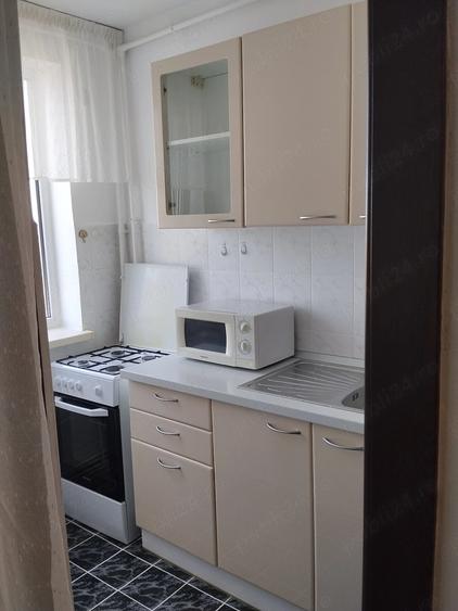 Garsonieră decomandată în Astra