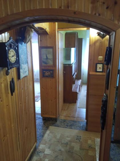 Apartament cu 3 camere decomandat în Central