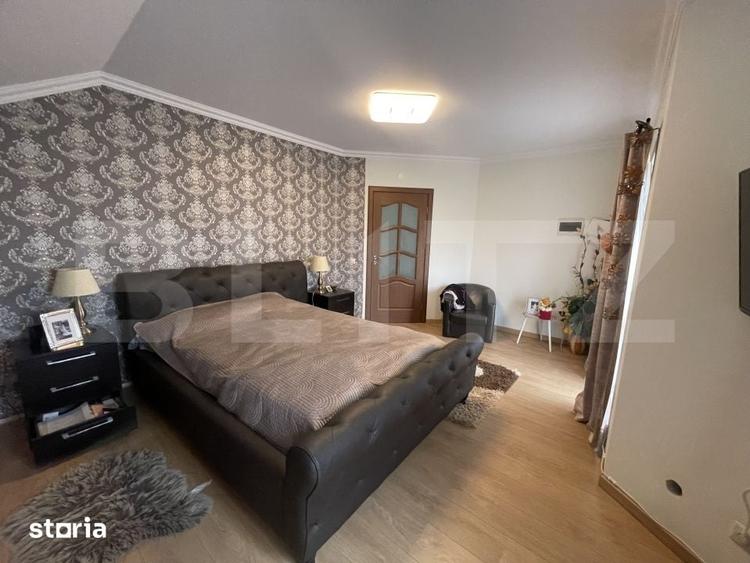 Casă cu 6 camere cu Teren 450 Mp în Central