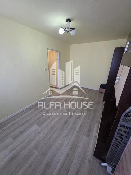 Apartament cu 2 camere semidecomandat în Govândari