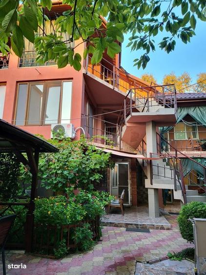 Casă cu 4 camere în Central