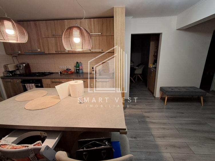 Apartament cu 4 camere decomandat, mobilat în Micro 17