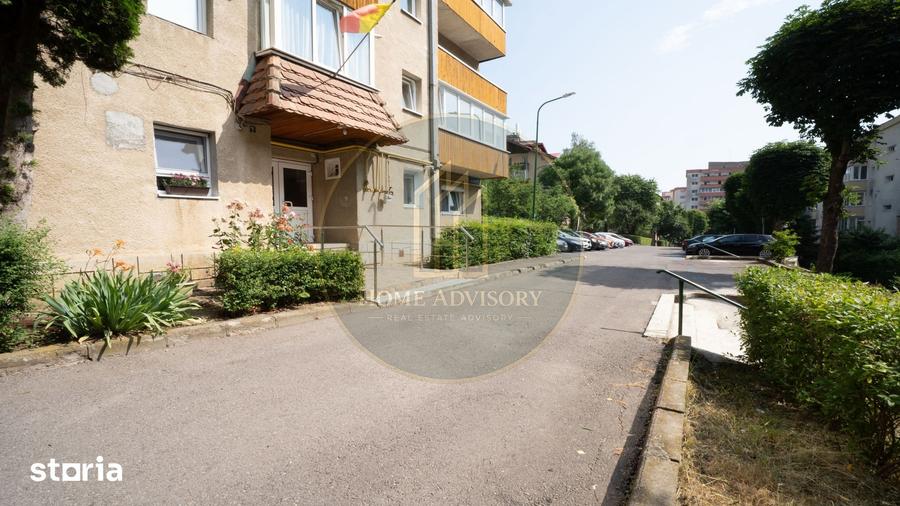 Apartament cu 3 camere decomandat în Valea Cetății