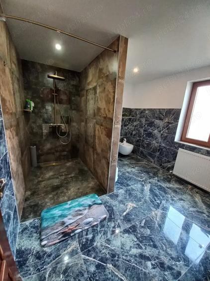 Casă cu 4 camere cu Teren 1229 Mp în Central