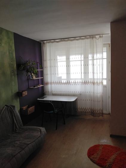 Garsonieră semidecomandată în Vitan