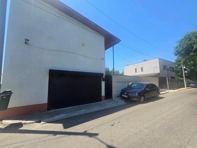 Casă cu 6 camere cu Teren 222 Mp în Dobroești