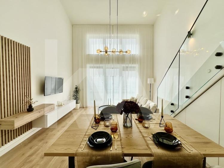 Penthouse 4 camere - mobilat si utilat, intabulat - 35