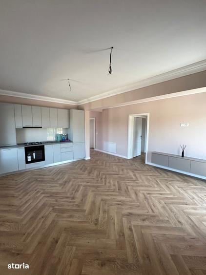 Casă cu 4 camere cu Teren 350 Mp în Miroslava