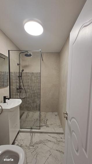 Apartament cu 2 camere semidecomandat în Progresul