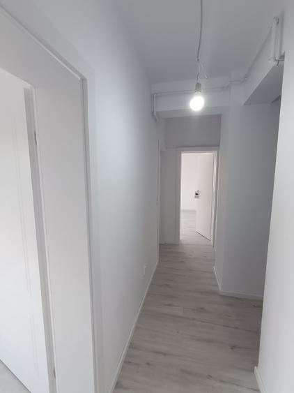 Apartament cu 2 camere decomandat în Vișan