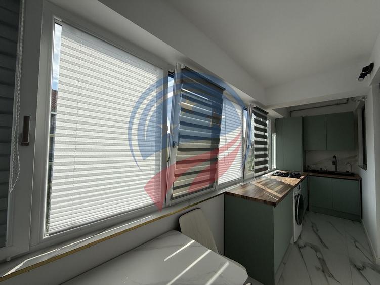 Apartament cu 2 camere semidecomandat, mobilat în 1 Mai