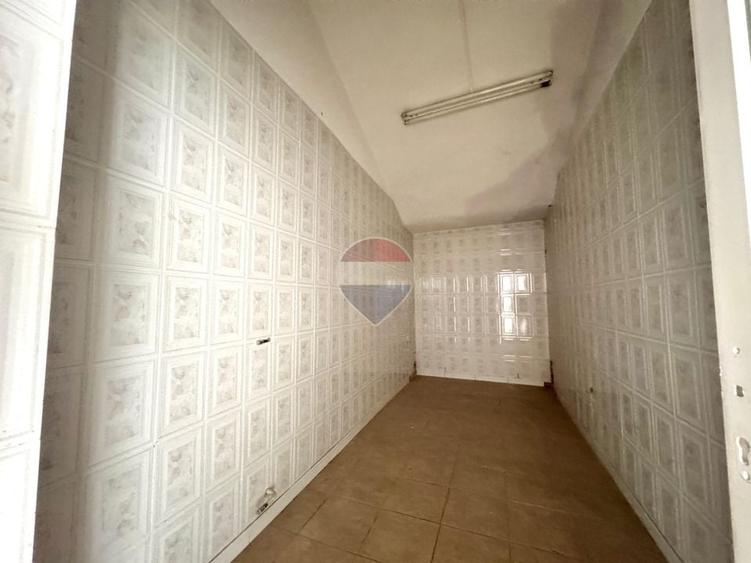 Spațiu comercial, de 164.19999694824 mp, în Banu Manta