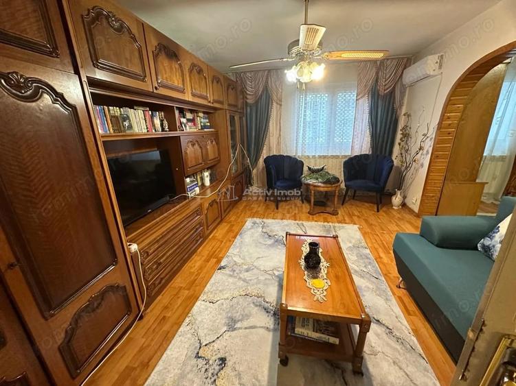 Apartament cu 2 camere decomandat în Central
