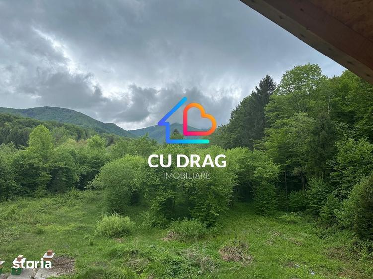 Casă cu Teren 12000 Mp în Avrig